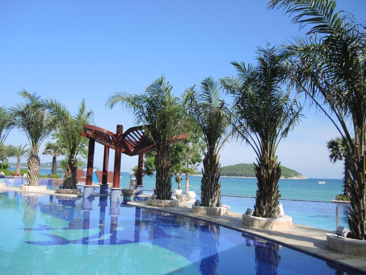 Ocean View Resort Yalong Bay Sanya Bagian luar foto